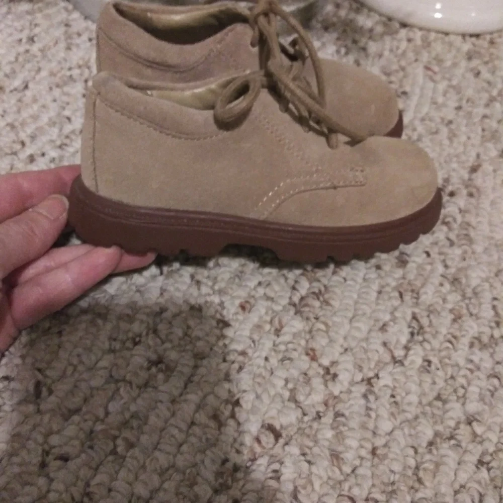 3/$18 Stride Rite James Tan Suede Boys Dress Shoe